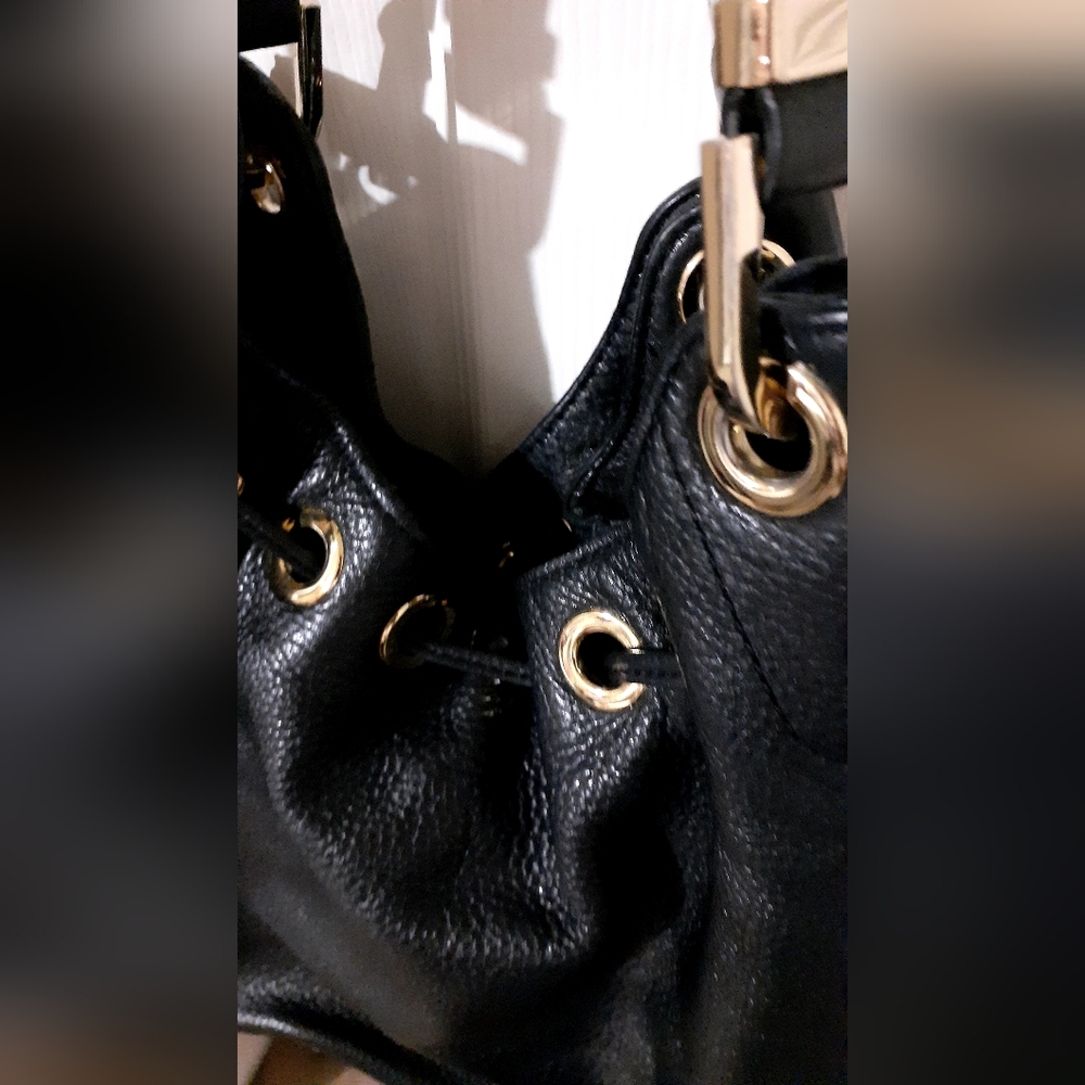 Michael Kors Black Leather Shoulder Bag - Picture 7 of 17